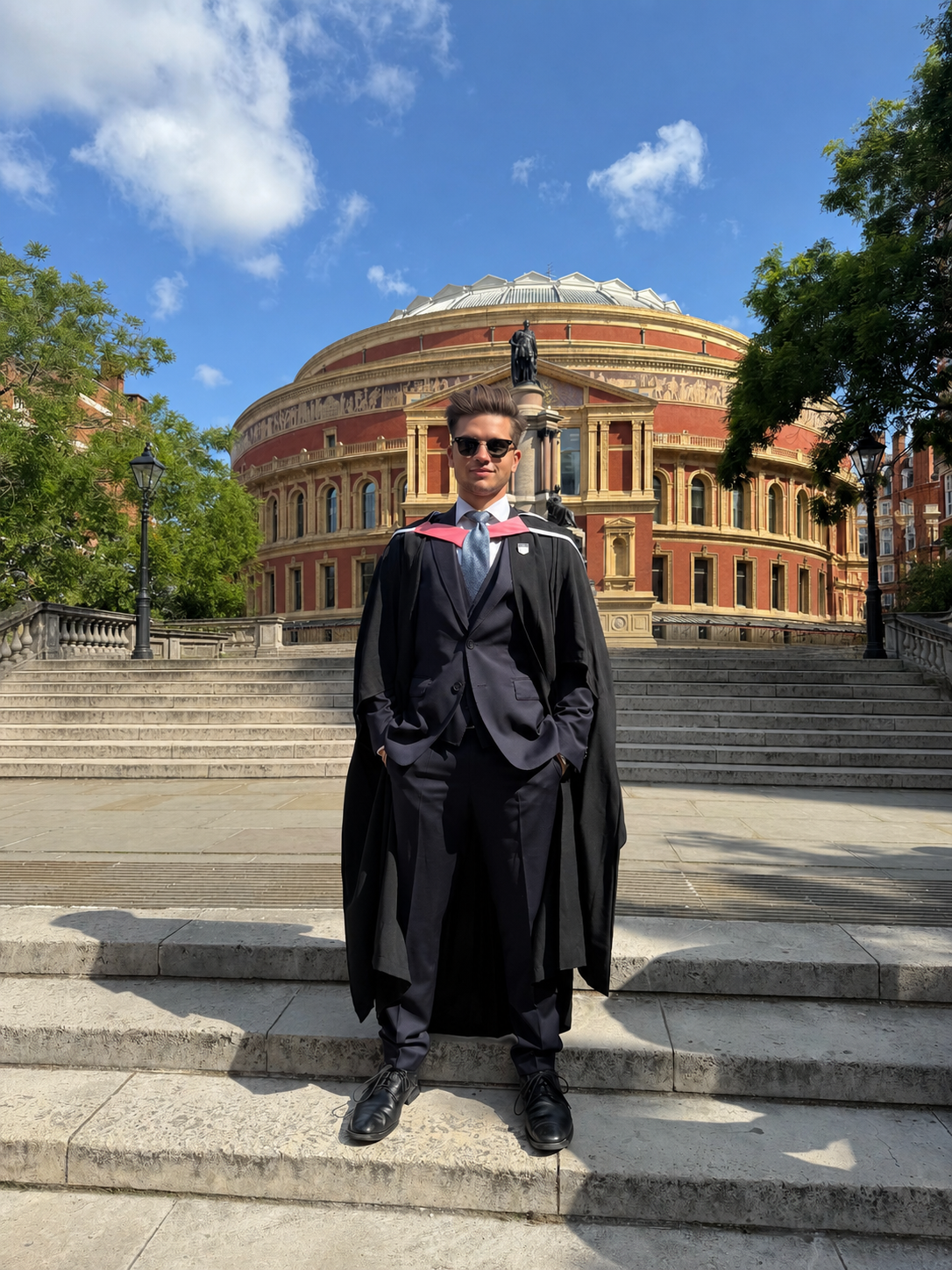 Umut Arda Yavuz, portrait on the steps of the Royal Albert Hall, London